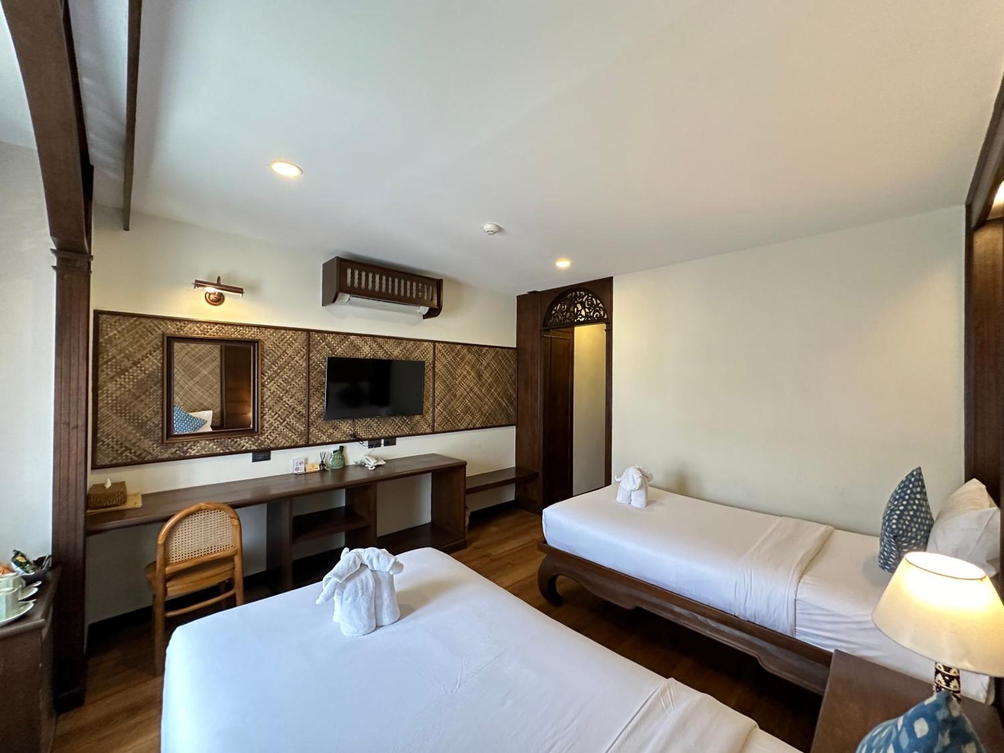 เอลี่บัม บูทิก โฮเต็ล Hotel เชียงใหม่ ภายนอก รูปภาพ